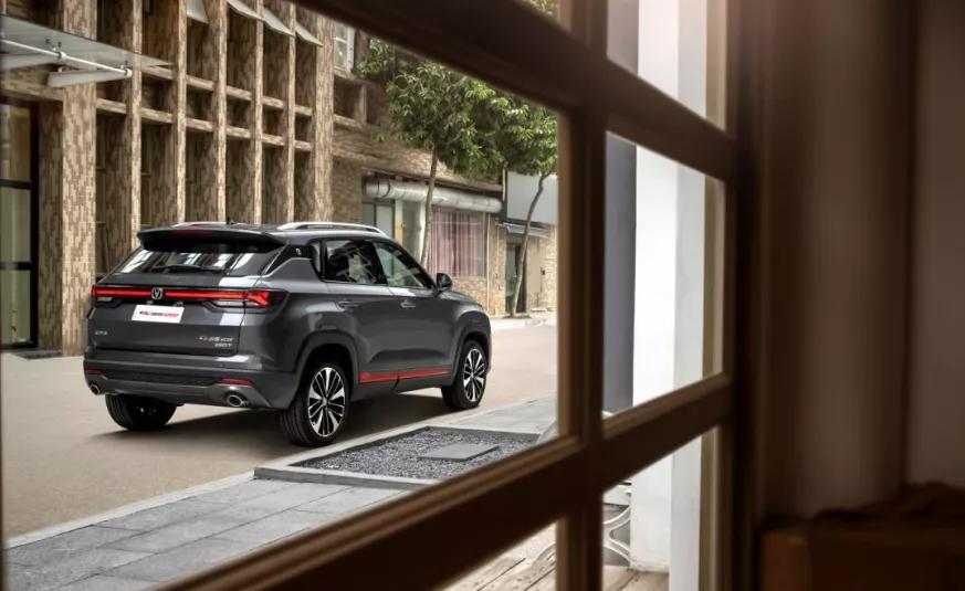 这款车难道不比缤智、XR-V帅？10多万元买它不亏！