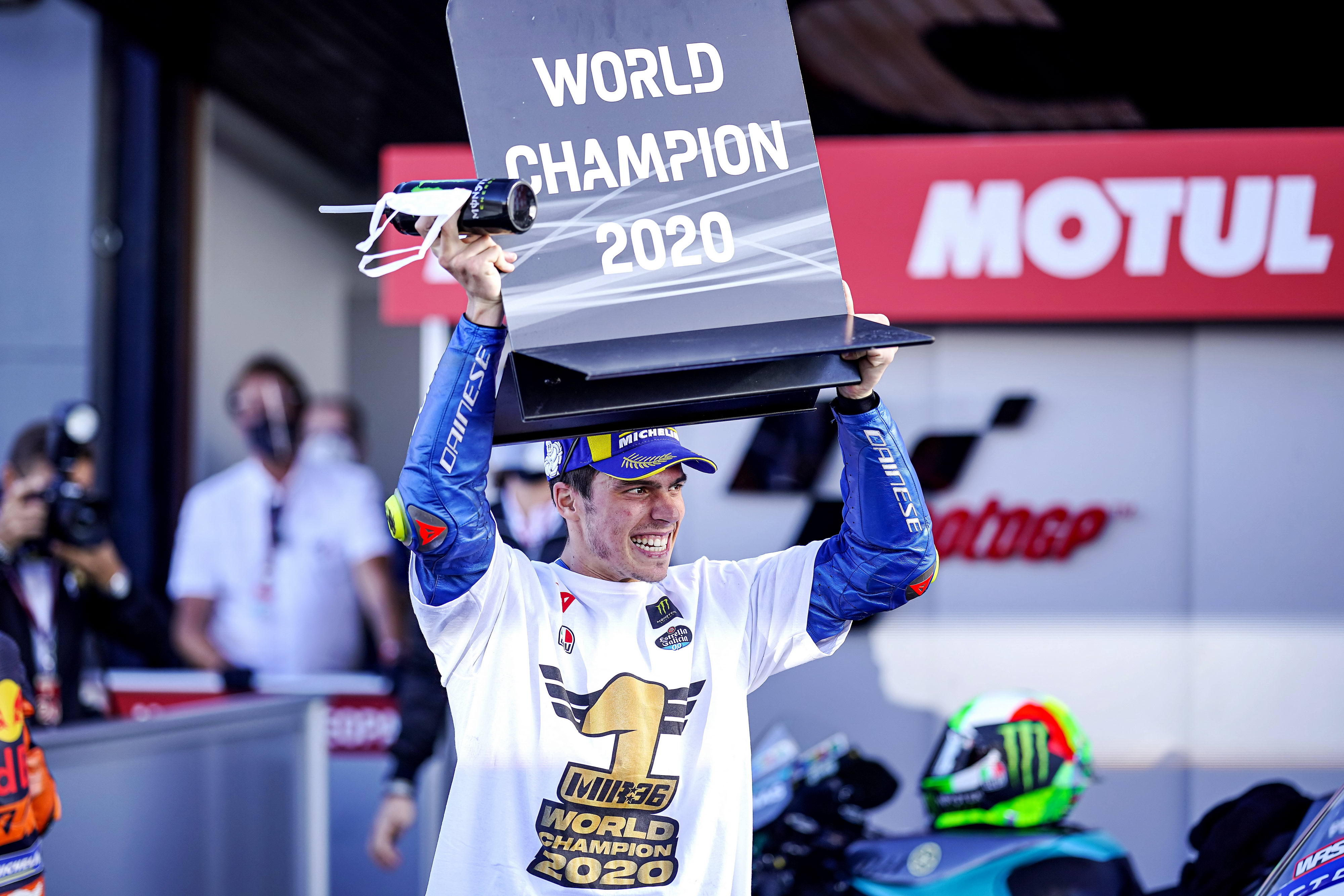 motogp瓦伦西亚站第二场米尔夺得总冠军2