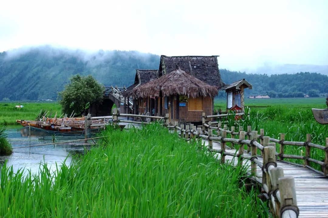 10 places that are most suitable for a person to travel, one every year, OK?
