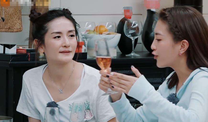 24927个恶评，谢娜人品，离开何炅谢娜还能走多远