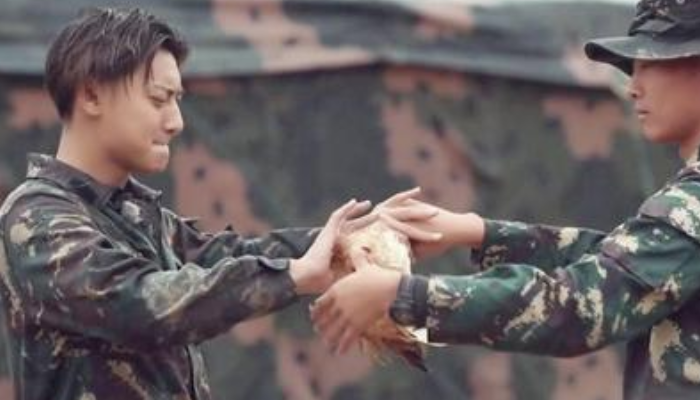 怕尖嘴动物的男艺人，张艺兴找孙红雷求助，他