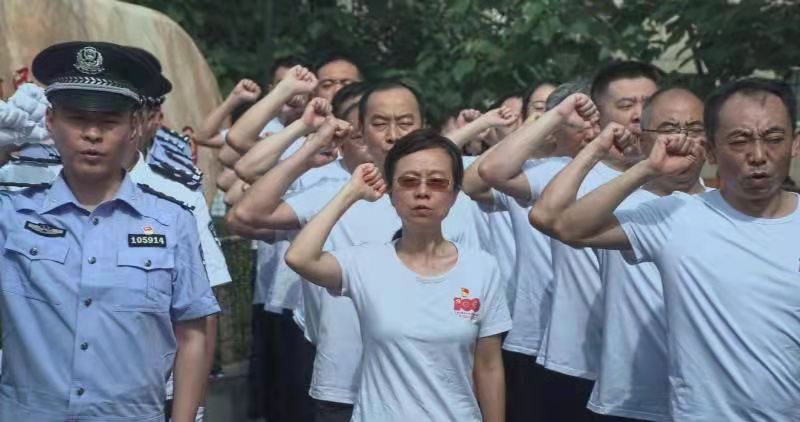 重庆市沙坪坝土湾街道党工委组织开展“永远跟党走”主题歌会