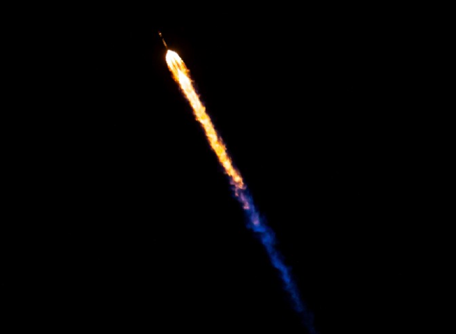 向往太空的马斯克，为什么没去造「更先进」的火箭？