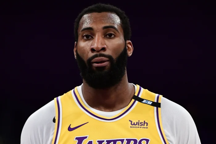 第二天NBA自由球员交易评分：库里值得2.15亿合同 湖人成最大赢家
