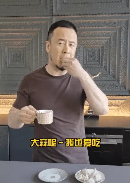 下个天佑？杨坤diss惊雷真的骂错了？喊麦不是rap，更不是歌曲