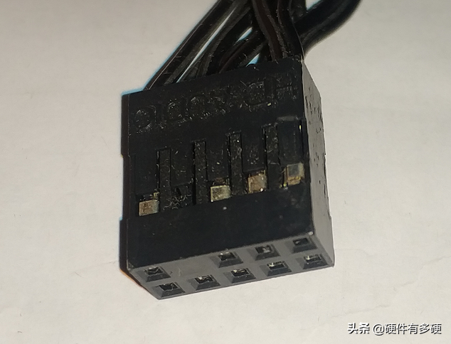 电脑机箱连线不会接？简述主板的各种接口