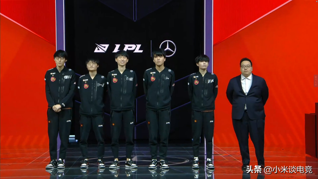 The LWX after beating JDG puts firm word, coin elder brother is taken 5 kill, RNG semifinal opponent is firm