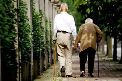 你陪我长大我陪你变老如何守护逐渐老去的父母