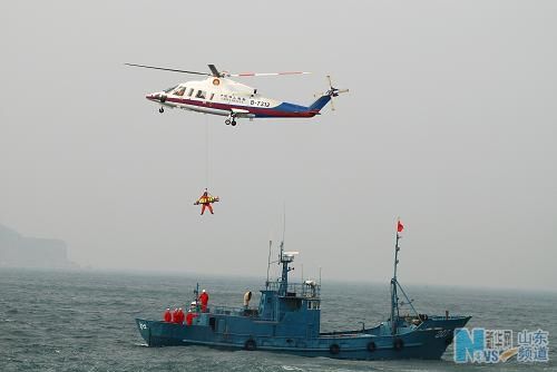水域救援直升机，海上救助作用大