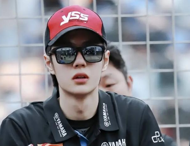 王一博不喜欢现在的自己，回答汪涵问题时，都