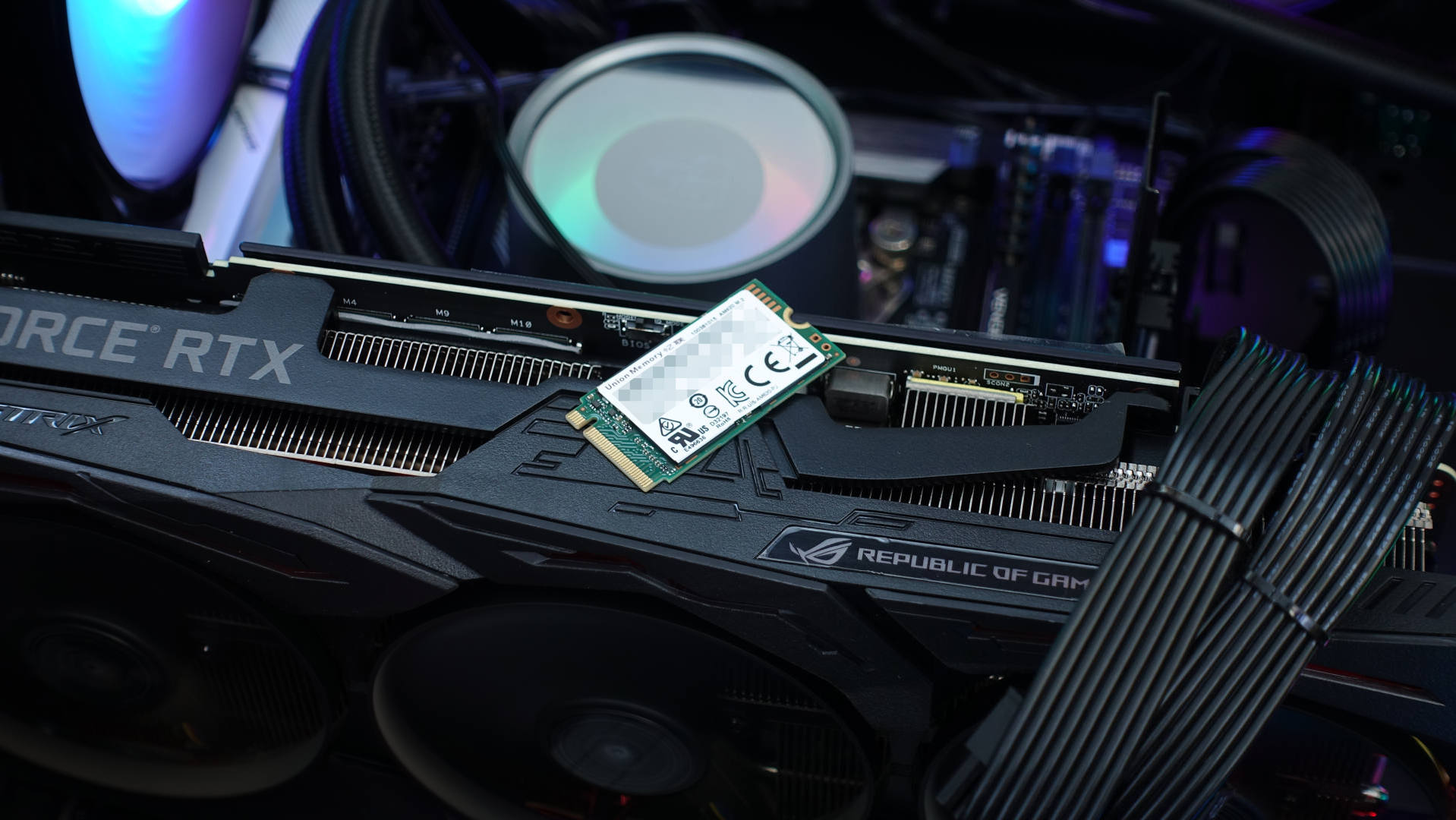 忆联AM620固态硬盘评测：小身材、大容量、高速度