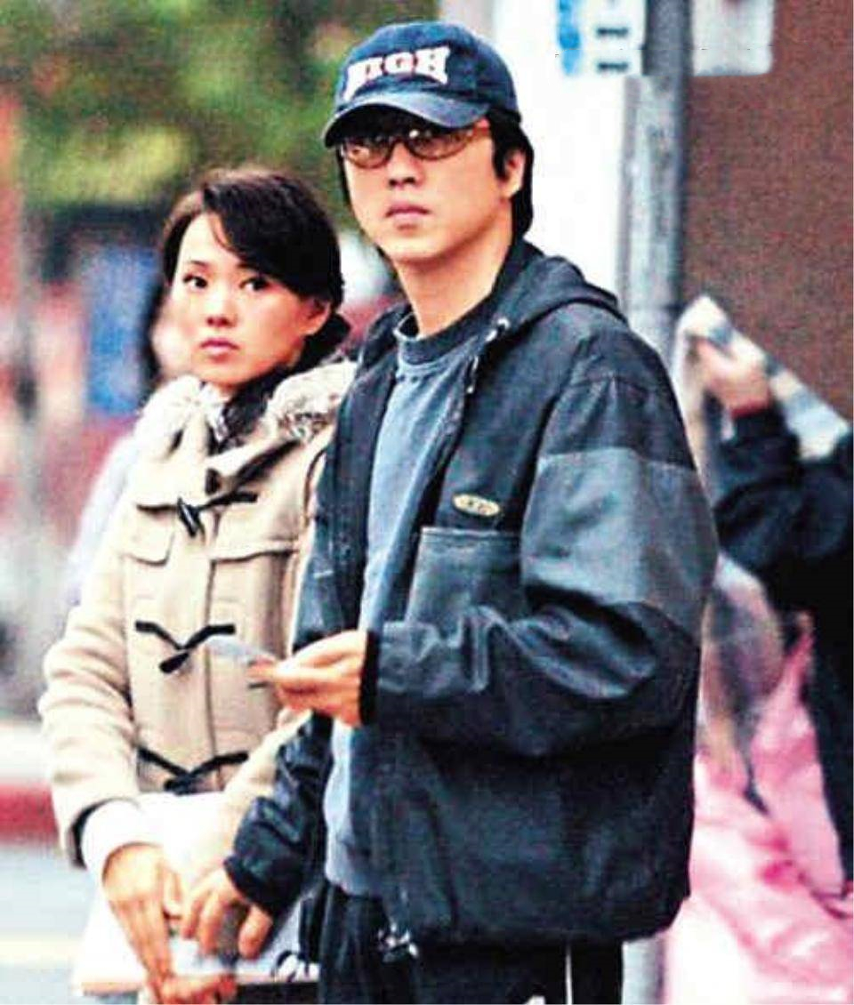 “异装癖”的伊能静儿子哈利，撕开了多少明星