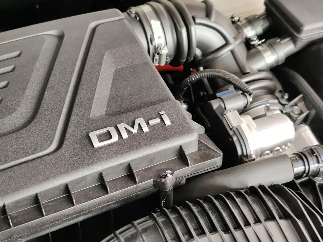 比亚迪DM-i混动能与丰田、本田比肩吗？看完你就知道答案