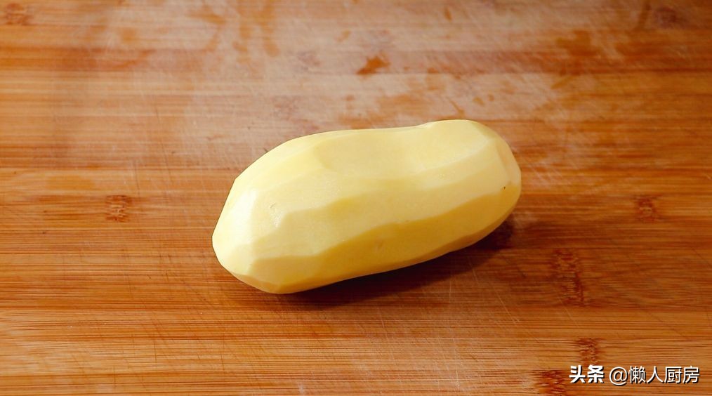 土豆不切条，捣成土豆泥，教你薯条的新做法，香酥可口更好吃