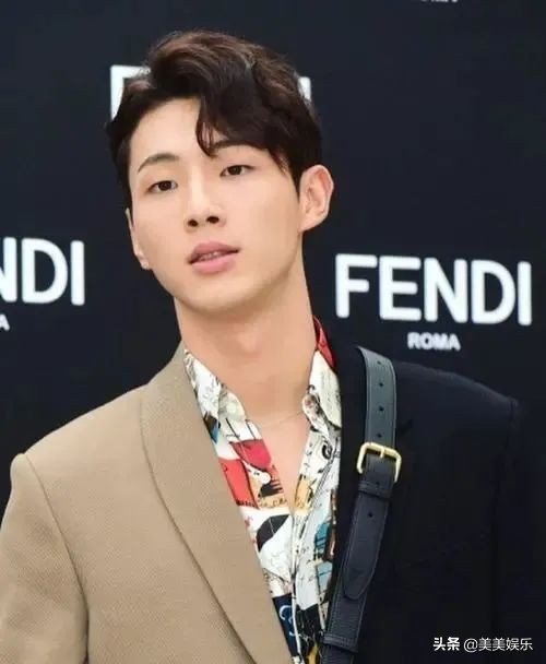 当红男星被曝校园暴力，韩娱最近怎么了？