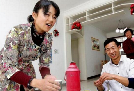 河南小伙远赴日本打工，却被日本市长女儿看中