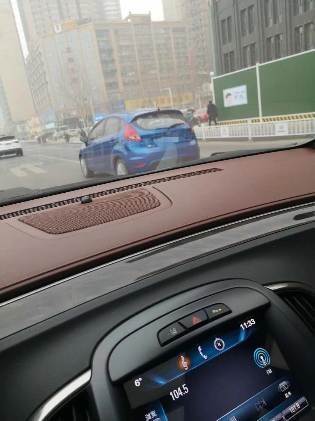 年轻人的选择，3万多买台二手A0级小车，大街小巷穿梭自如