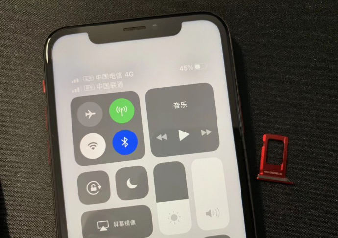 美国版iPhone XR单卡改双卡双待，也有这类实际操作！