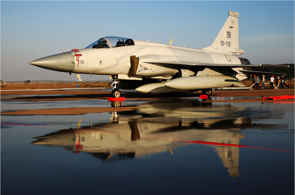 ��������ս�����Ͱ���������֮������ӡ����30���������й�����