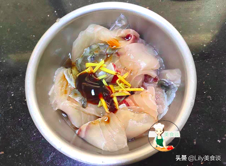 春天最饞這蒸菜，蒸一蒸5分鐘搞定，實在太鮮美了，蒸一盤不夠吃