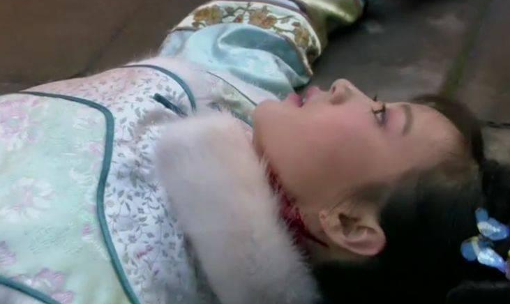 流朱忠心耿耿，还为甄嬛赴死，为何甄嬛得宠后