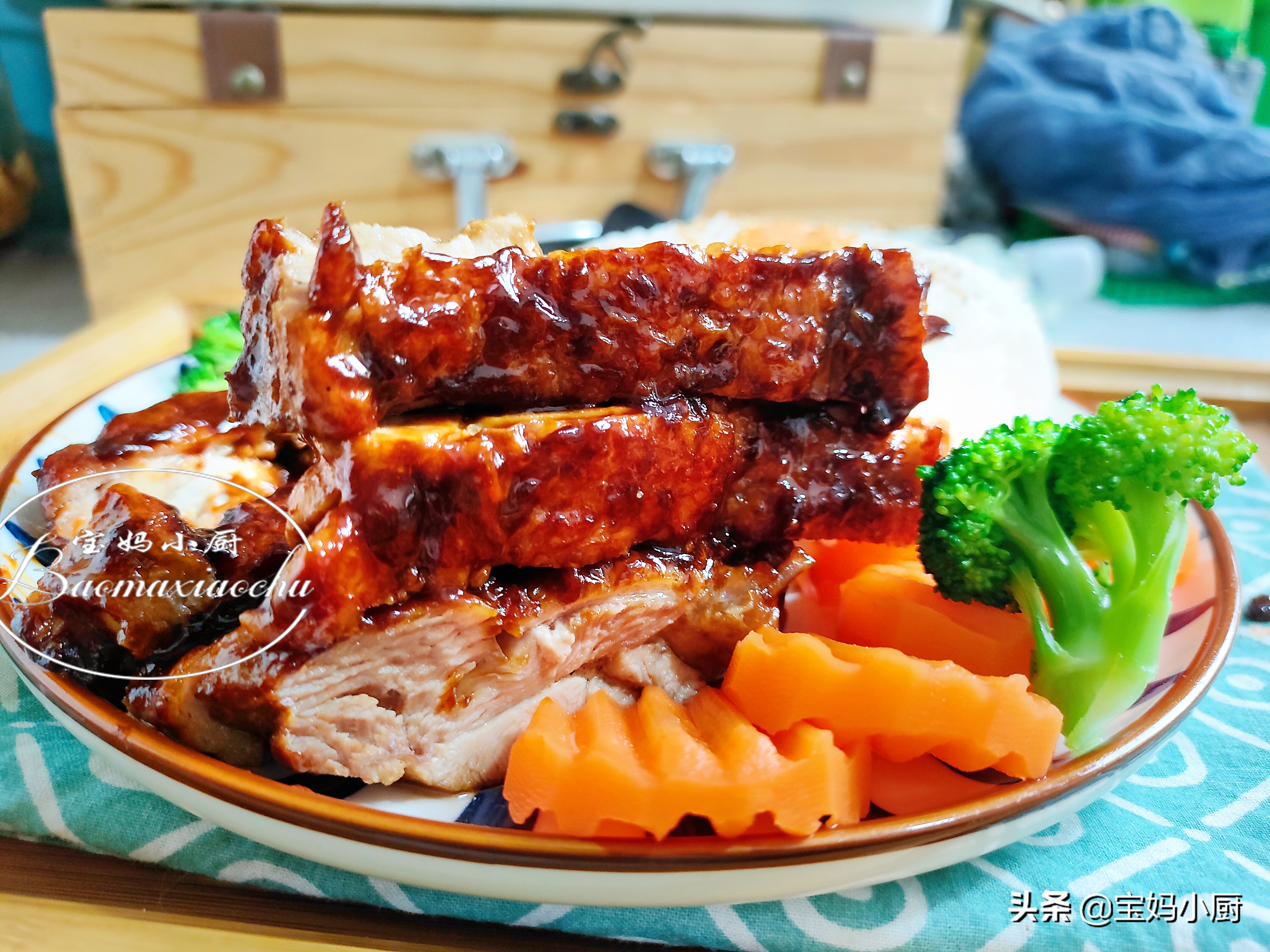 秋季转凉最爱鸡腿饭，用一汁成菜草本酱汁，3分钟入味，肉嫩多汁