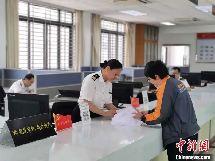 走出国门就能实现躺着赚高薪?你可别做梦了!