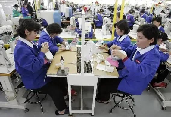 来中国打工的朝鲜姑娘对打工生活满意吗？