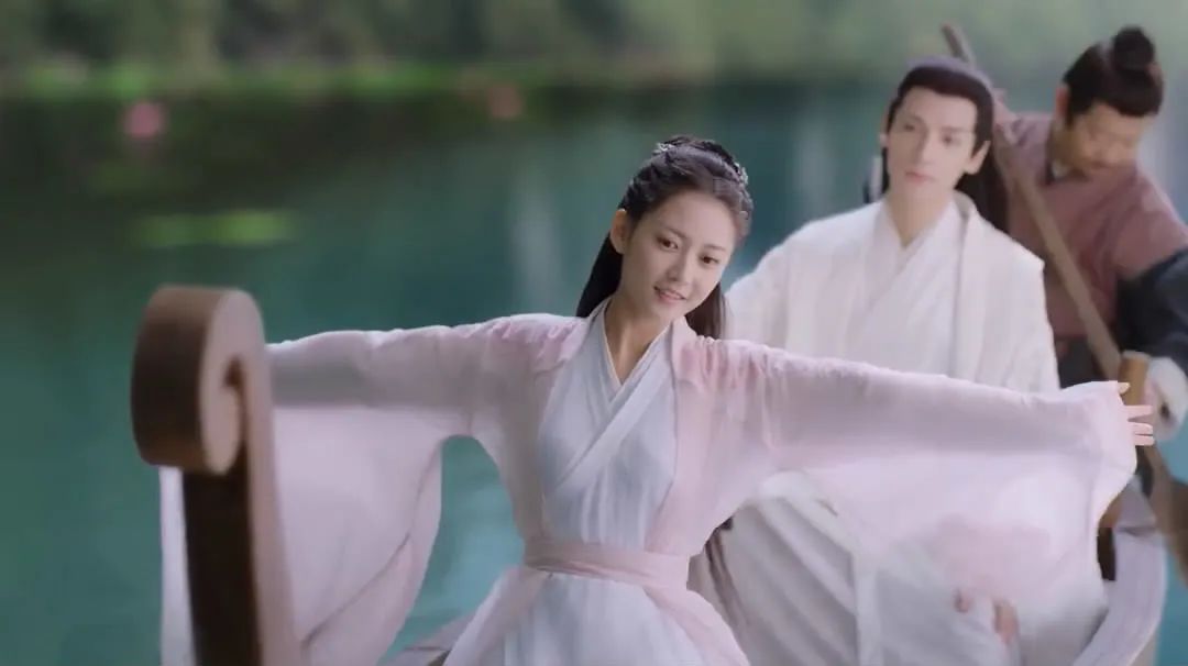 《月上重火》口碑崩塌后，《皓衣行》成爆款的