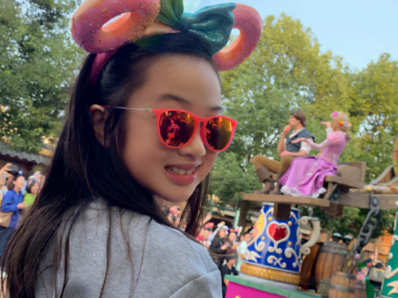 吳尊女兒“整容式”長大，小時候鬼馬精靈，如今氣質出眾美成女神