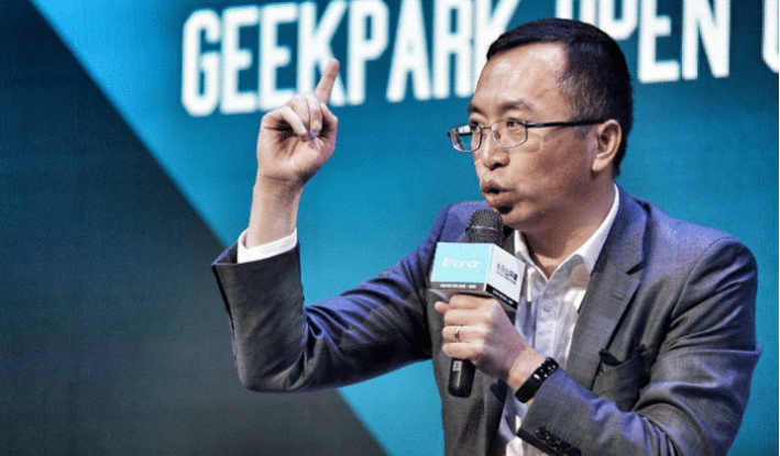 荣耀“高端梦”碎了！谁也没想到，“打脸”竟