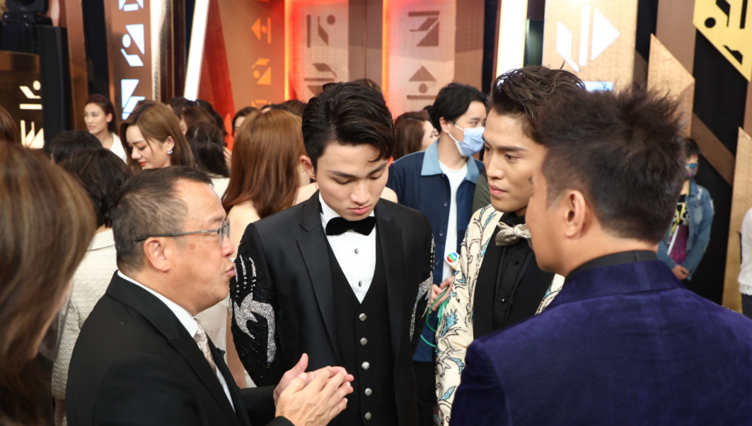 香港小姐2021宋宛颖冠军、梁凯晴亚军、邵初季军,有位港姐家人获曾志伟星级招待