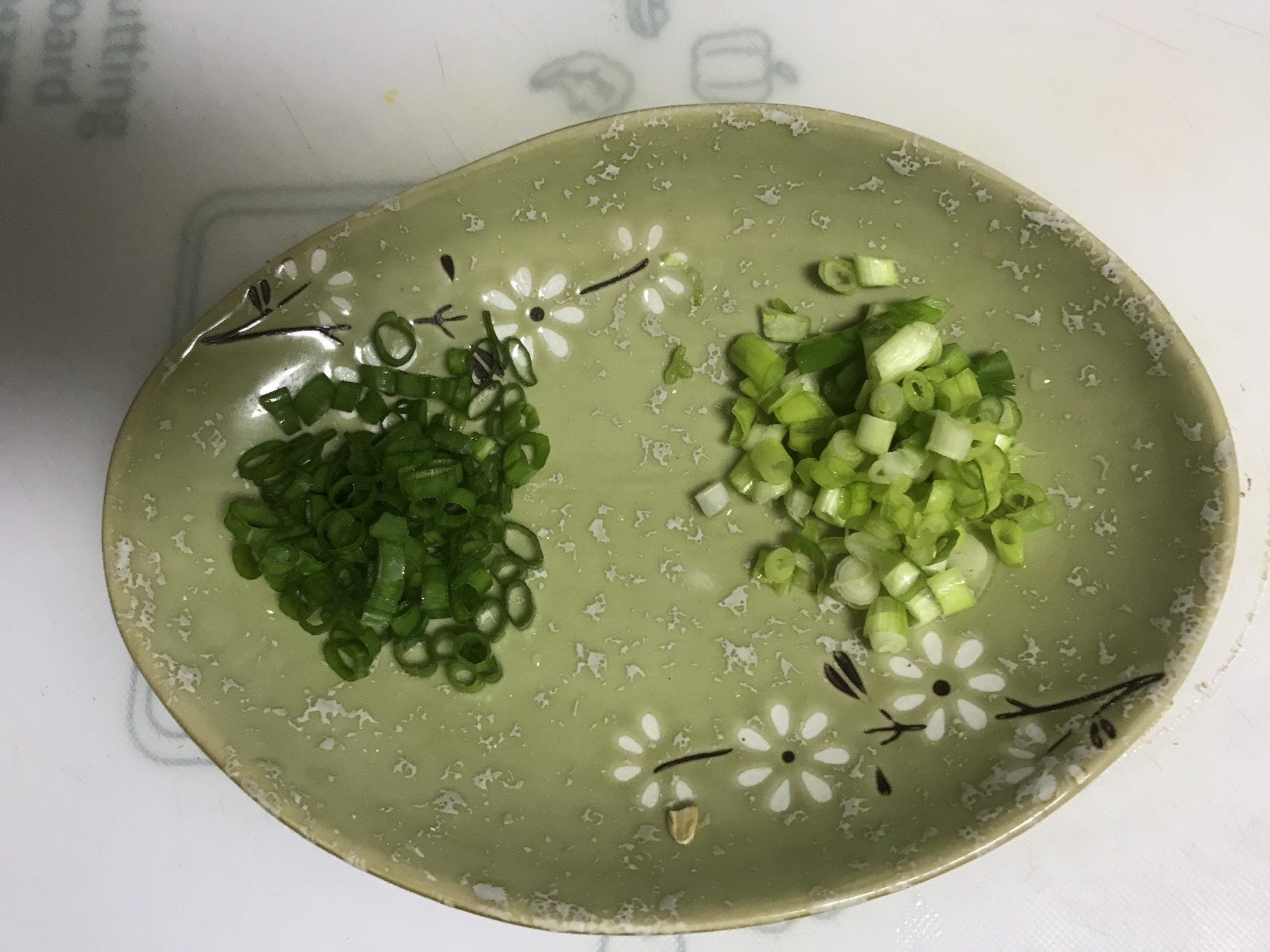 天热要多吃它，维C含量极高且富含锌，营养美味，常吃顺利过夏天