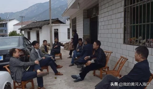 村干部工資沒(méi)有農(nóng)民工高，為什么生活水平卻比農(nóng)民高很多？