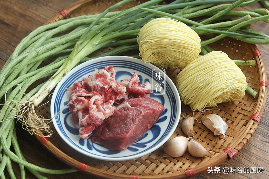 在家怎么做炒面才好吃？尝试这个做法，不粘不坨，味美又好吃