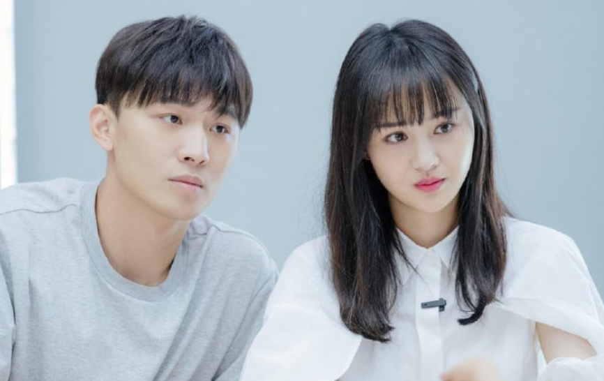 代孕|郑爽不“爽了”！代孕弃子风波后 出版社发函要求下架郑爽的书