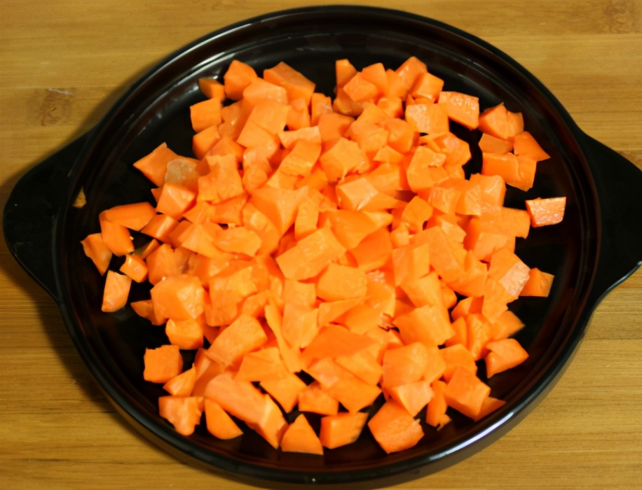 图片[3]-玉米胡萝卜炒豌豆的做法步骤图 简单美味-起舞食谱网