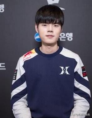 deft发威KZ战胜IG，lck先拿一分，弹幕狂刷“舒服了”