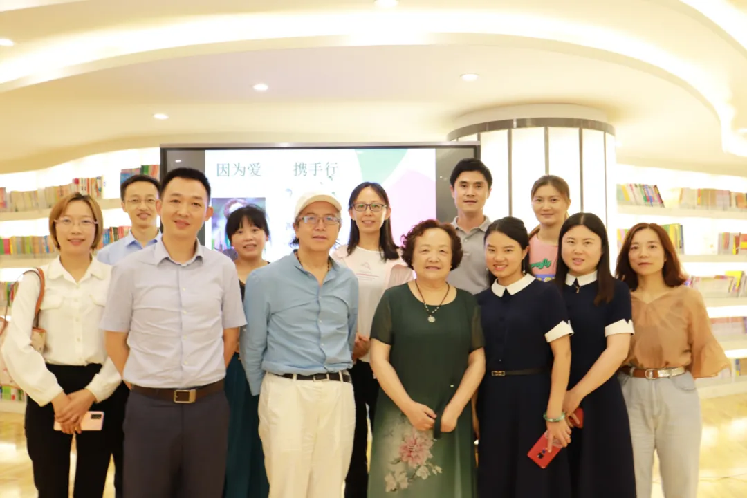 天府五小丨学生成长 家校同行——一场好评如潮的家庭教育讲座