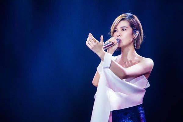 一大波超过30岁的\"老\"姐姐们也将成团！