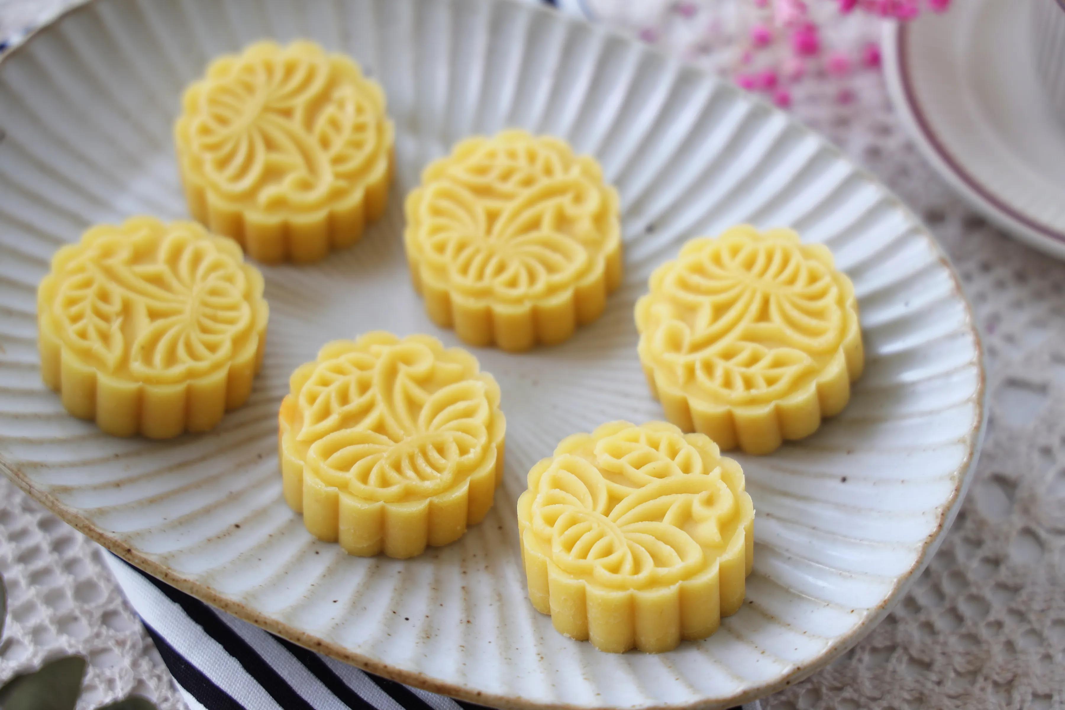 教你做流心綠豆糕，香甜不粘牙，送人倍有面子，夏天必吃的甜點