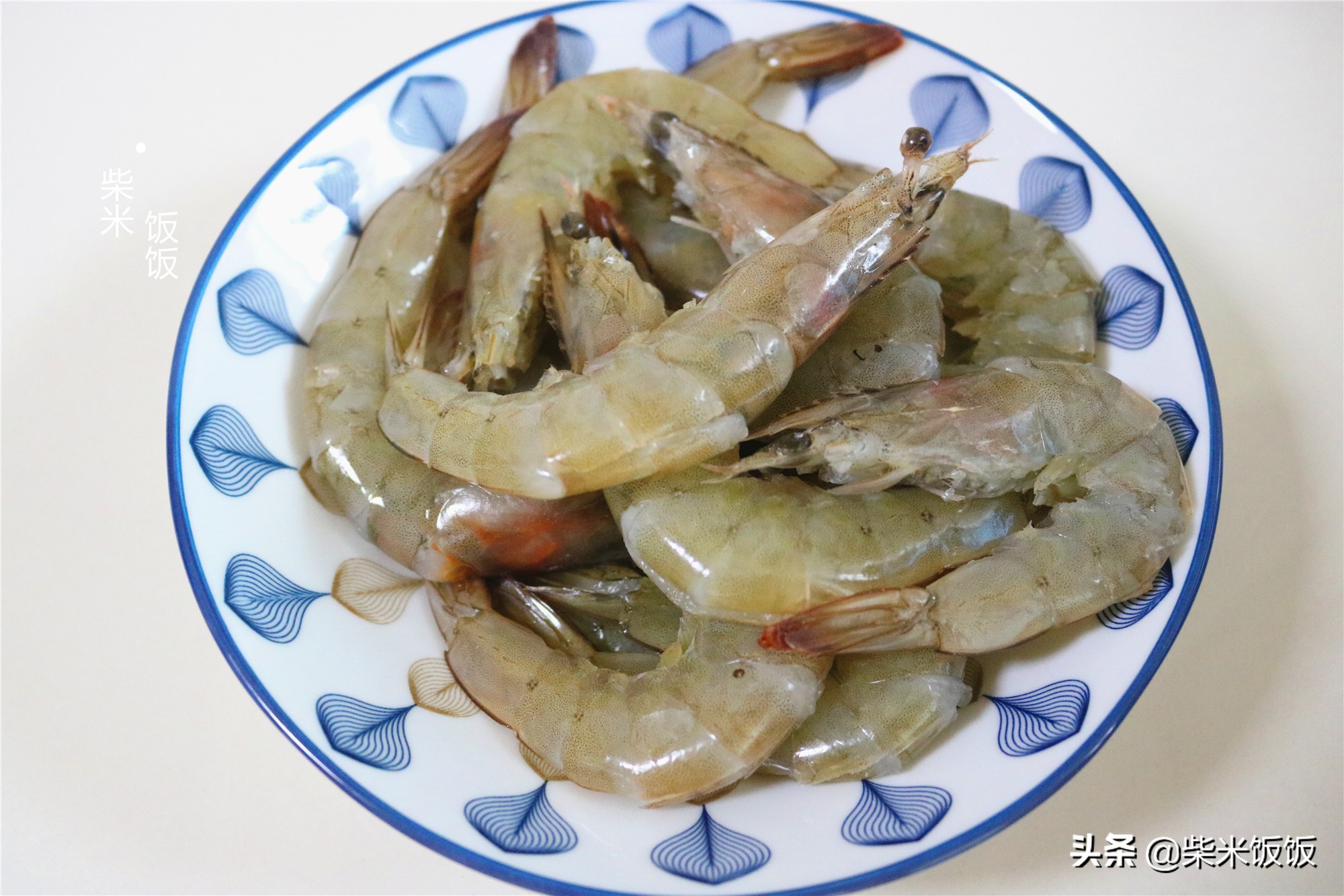 年夜飯油燜大蝦，這個做法特簡單，入味又多汁，好吃不腥