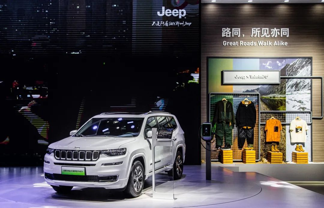 Jeep旗舰新能源车型出征 携地表更强SUV家族登陆北京车展