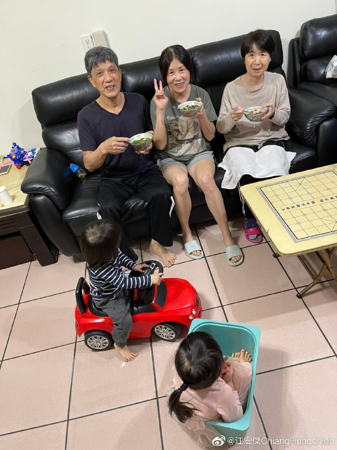 福原爱恐因“婚外情”被清除出日本教科书，妈妈被送回日本，3岁女儿童言引发猜疑，福原爱江宏杰双双发声