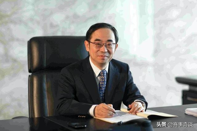 医药界最强夫妻档：两人身价之和高达2500亿，妻子表现更胜一筹