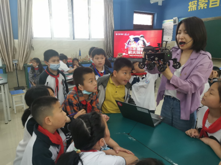 相聚“云端”的少年 只為圓同一個(gè)航天夢想