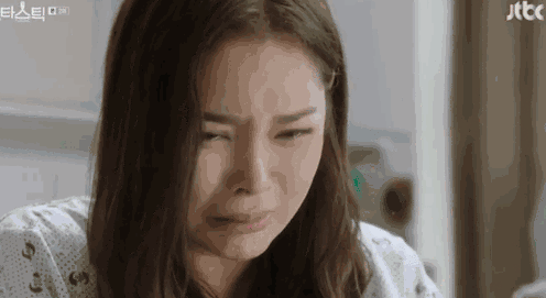 一手好牌打得稀烂，说的就是她吧