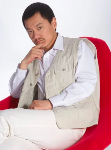 雪村豪宅内景曝光，装修奢华大到似广场，小1