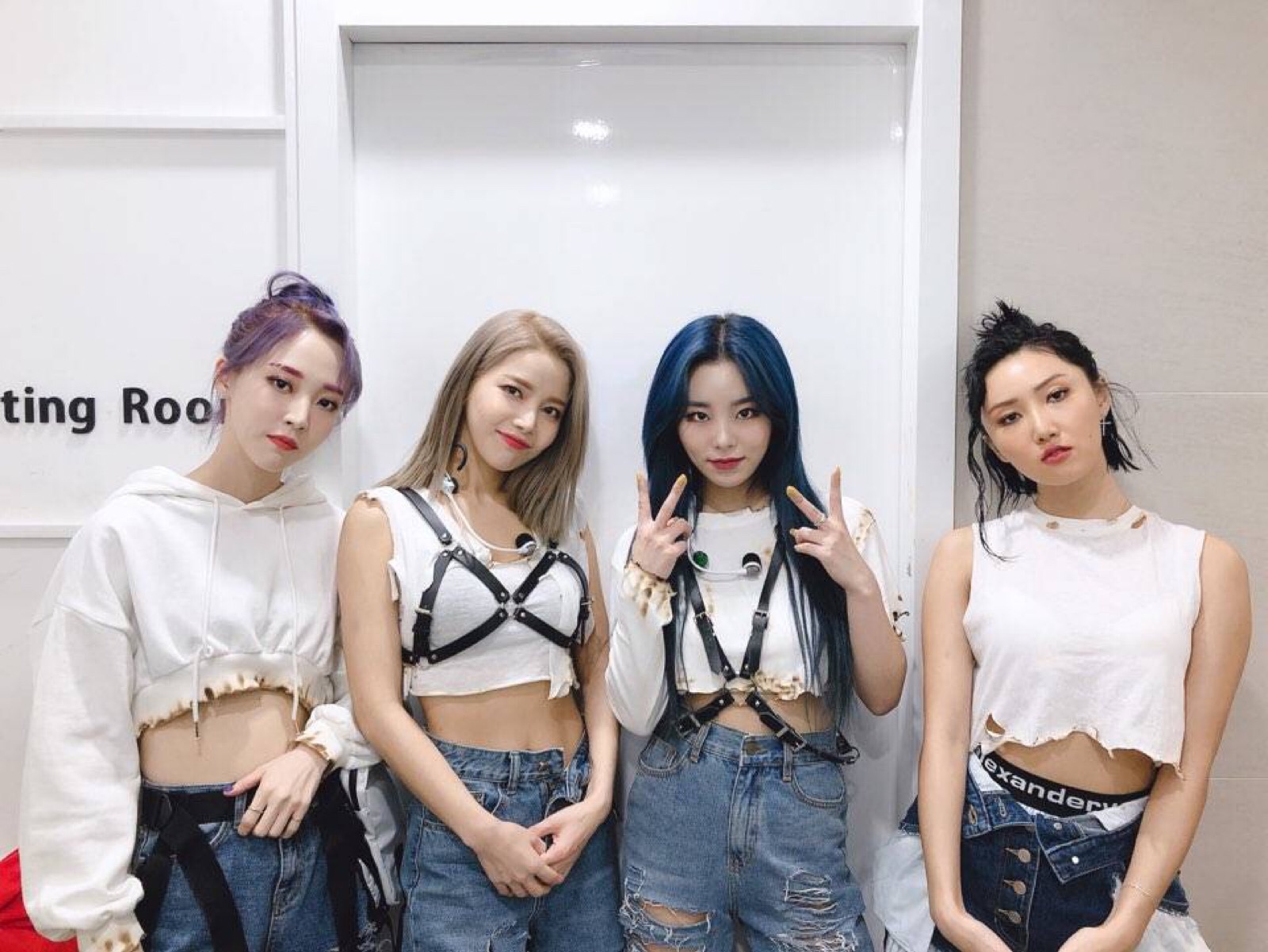 mamamoo演艺公司"迷之操作"引起歌迷不满,粉丝团发表