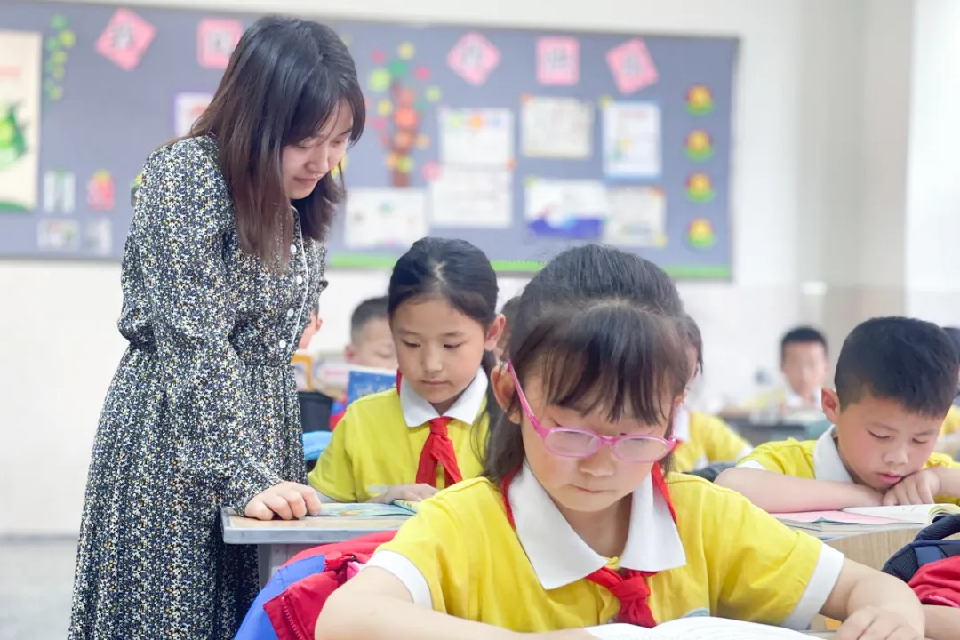 成都市双流区龙池小学「阅读课程」阅读，遇见更好的自己